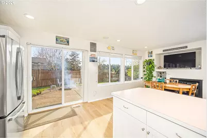 521 Carla Ct SE, Salem, OR 97302 - Photo 11