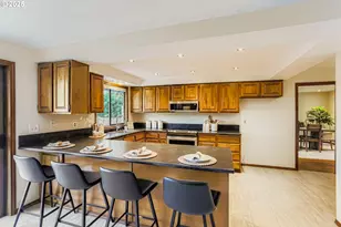 20012 NW Metolius Dr, Portland, OR 97229 - Photo 11