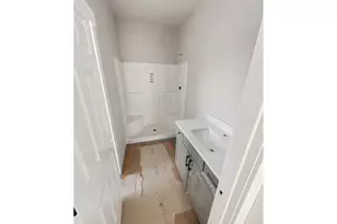 981 W Washington St, Carlton, OR 97111 - Photo 9