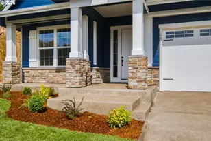 981 W Washington St, Carlton, OR 97111 - Photo 3