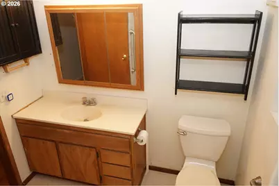 802 54th Pl, Springfield, OR 97478 - Photo 17