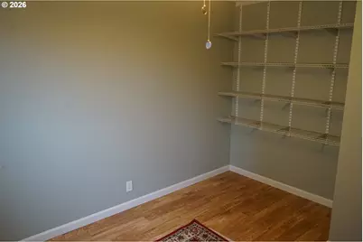 802 54th Pl, Springfield, OR 97478 - Photo 9