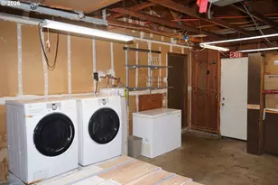 802 54th Pl, Springfield, OR 97478 - Photo 23