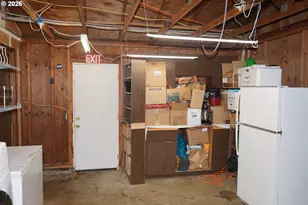 802 54th Pl, Springfield, OR 97478 - Photo 25