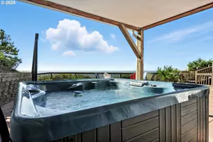 2223 SW Coast Ave, Lincoln City, OR 97367 - Photo 21