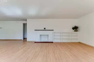 280 Regal Ct, Eugene, OR 97401 - Photo 9