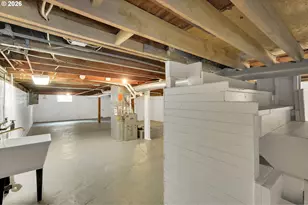 1926 SE Washington St, Portland, OR 97214 - Photo 17