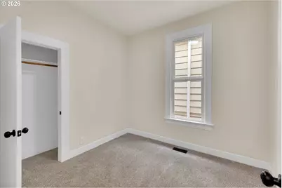 1926 SE Washington St, Portland, OR 97214 - Photo 13
