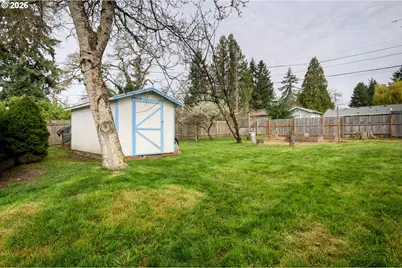 13005 SW Walker Rd, Beaverton, OR 97005 - Photo 27