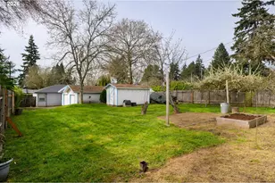 13005 SW Walker Rd, Beaverton, OR 97005 - Photo 29