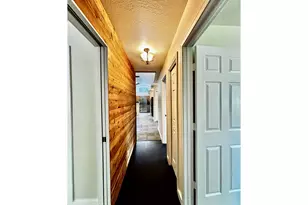 867 S 71st St, Springfield, OR 97478 - Photo 33