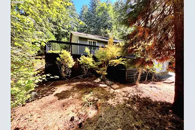 867 S 71st St, Springfield, OR 97478 - Photo 3