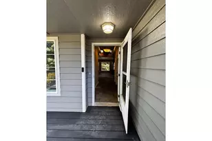 867 S 71st St, Springfield, OR 97478 - Photo 15