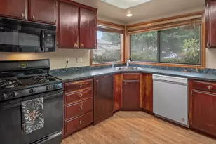 3673 SE Meier Ct, Hillsboro, OR 97123 - Photo 17