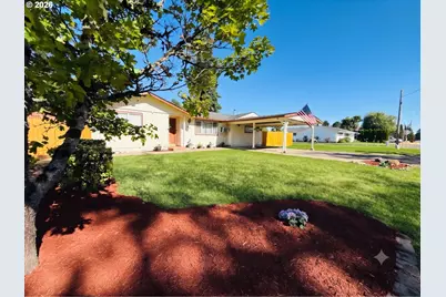 109 Oak St, Amity, OR 97101 - Photo 1