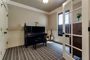 2580 Crowther Dr, Eugene, OR 97404 - Photo 9