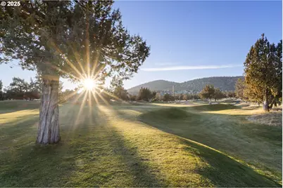 10715 Rockside Ct, Redmond, OR 97756 - Photo 39