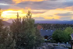 10715 Rockside Ct, Redmond, OR 97756 - Photo 11