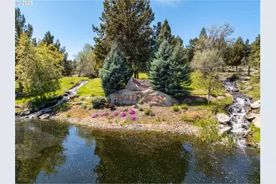 10715 Rockside Ct, Redmond, OR 97756 - Photo 45