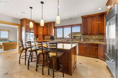 10715 Rockside Ct, Redmond, OR 97756 - Photo 19