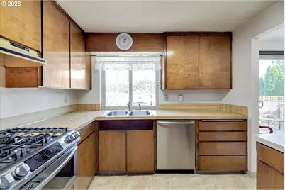18027 SE Emi St, Damascus, OR 97089 - Photo 13