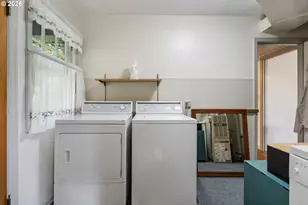 706 SE 135th Ave, Portland, OR 97233 - Photo 15