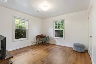 706 SE 135th Ave, Portland, OR 97233 - Photo 9