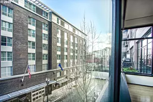 333 NW 9th Ave, Portland, OR 97209 - Photo 11