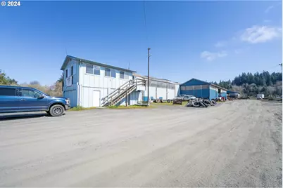 93761 Hackett Ln, Coos Bay, OR 97420 - Photo 5