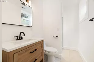 290 SW Moonridge Pl, Portland, OR 97225 - Photo 23