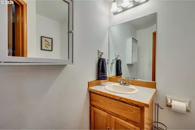 307 NE 134th Cir, Vancouver, WA 98685 - Photo 17