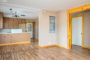 1520 N Maple St, Canby, OR 97013 - Photo 7