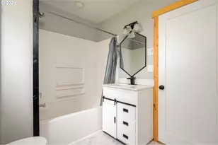1520 N Maple St, Canby, OR 97013 - Photo 11