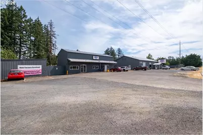 5597 S Santiam Hwy, Lebanon, OR 97355 - Photo 3