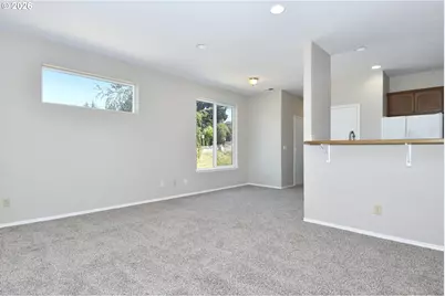 1703 NW Division St, Gresham, OR 97030 - Photo 9