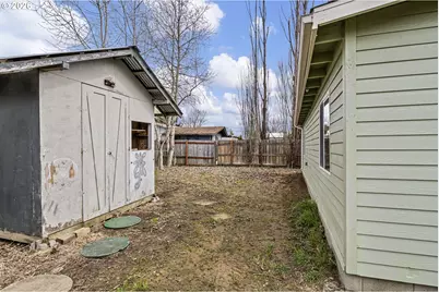 1321 Sunset Ln, Sutherlin, OR 97479 - Photo 39