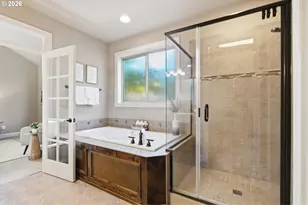 15677 Fieldstone Dr, Lake Oswego, OR 97035 - Photo 23