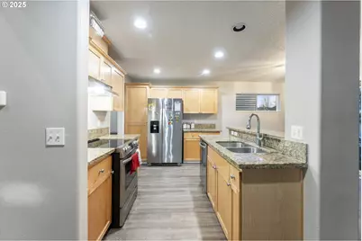 4382 NW Diamondback Dr, Beaverton, OR 97006 - Photo 11