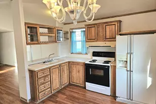 612 N Cascade Dr, Woodburn, OR 97071 - Photo 7