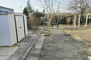 612 N Cascade Dr, Woodburn, OR 97071 - Photo 19