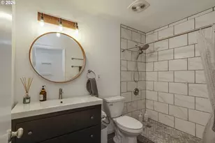 12410 NE Morris St, Portland, OR 97230 - Photo 21