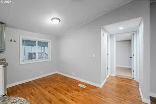 428 SW Boston Way, Beaverton, OR 97006 - Photo 11