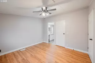 428 SW Boston Way, Beaverton, OR 97006 - Photo 15