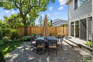 2105 Club House Dr, West Linn, OR 97068 - Photo 17