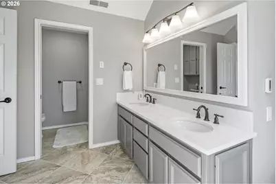 2105 Club House Dr, West Linn, OR 97068 - Photo 29