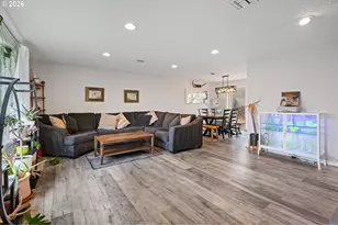 17670 SE Emerald Dr, Milwaukie, OR 97267 - Photo 7