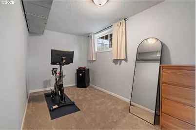 17670 SE Emerald Dr, Milwaukie, OR 97267 - Photo 21