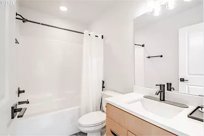 817 NE 94th Ave, Portland, OR 97220 - Photo 21