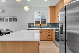817 NE 94th Ave, Portland, OR 97220 - Photo 11