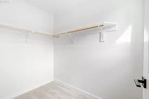 817 NE 94th Ave, Portland, OR 97220 - Photo 25